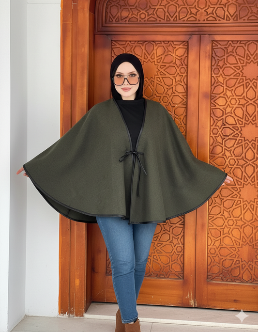Classic Wool Cape Green